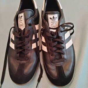 Men's Adidas Samba Sneakers - Size 9